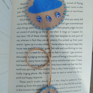 Semn de carte  - arte vizuale și accesorii  - cărți de calendar, cărți sport - Artynos.ro