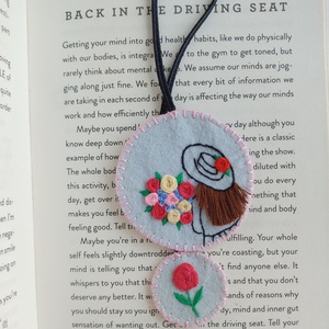 Semn de carte  - arte vizuale și accesorii  - cărți de calendar, cărți sport - Artynos.ro