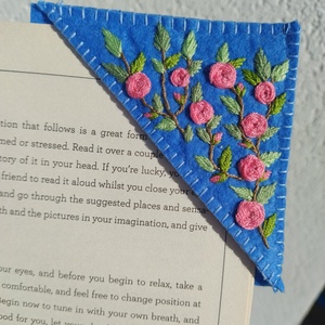 Semn de carte , Arte vizuale si accesorii , Carti de calendar, carti sport, Broderie, ARTYNOS