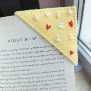 Semn de carte - cărți și creații cu tematică muzicală, cadouri - semn de carte - Artynos.ro