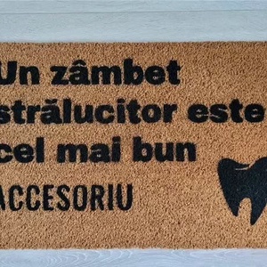 Covor intrare Zambet Stralucitor - 40 x 60 cm, Casa & Stil de viata, Textile de casa, Covoras de intrare, Obiecte pictate, ARTYNOS
