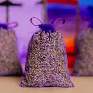 Saculet cu floare de lavanda, Casa & Stil de viata, Decoratiuni de casa, Accesorii florale, Cutii cu flori, Altele, ARTYNOS