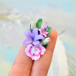 Garofita, zambila si lavanda - Brosa martisor, Bijuterii, Brose, Altele, ARTYNOS