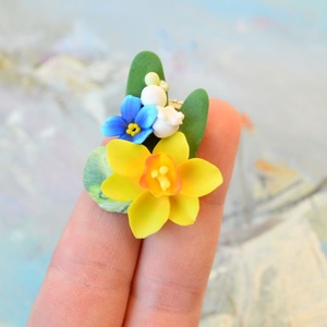 Narcisa, nu ma uita si lacramioare - Brosa Martisor - Artynos.ro