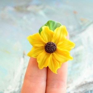 Floarea soarelui- Brosa martisor, Bijuterii, Brose, , ARTYNOS