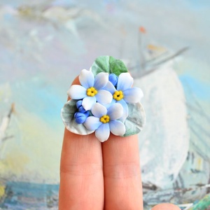 Flori de nu ma uita- Brosa martisor, Bijuterii, Brose, , Brosa cu flori de nu ma uita
-3 cm

*** Descopera colectia noastra de martisoare lucrate cu grija s..., ARTYNOS