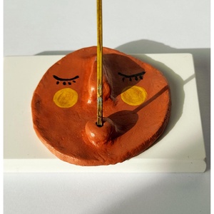 Suport pentru bijuterii si betisoare parfumate - arte vizuale și accesorii  - sculptură - sculpturi și figurine din ceramică - Artynos.ro