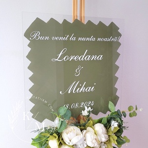 Panou intampinare nunta din plexiglas alb si verde olive - accesorii nuntă - materiale decor pentru nuntă - tablouri și indicatoare nuntă - Artynos.ro