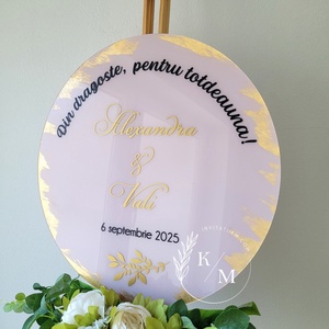 Panou intampinare nunta rotund din plexiglas roz antic si detalii aurii - accesorii nuntă - materiale decor pentru nuntă - tablouri și indicatoare nuntă - Artynos.ro