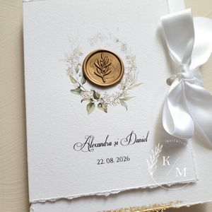 Invitatii de nunta cu margini franjurate, detalii aurii, coronita florala si sigilii - accesorii nuntă - invitații și felicitări de nuntă - invitații nuntă - Artynos.ro