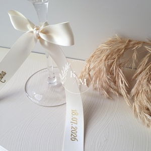 Set 10 panglici personalizate din satin pentru pahare/umerase/meniuri nunta - accesorii nuntă - materiale decor pentru nuntă - decorațiuni nuntă - Artynos.ro