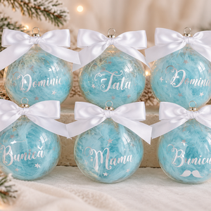 Glob de Crăciun personalizat cu nume și steluțe, umplut cu puf albastru - crăciun - decorațiuni de crăciun de casă - globuri de crăciun - Artynos.ro