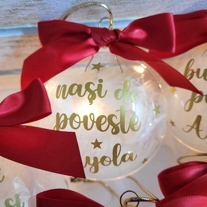 Set 8 Globuri de Crăciun personalizate pentru familie, umplute cu puf alb - crăciun - decorațiuni de crăciun de casă - globuri de crăciun - Artynos.ro