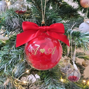 Glob de Crăciun personalizat cu nume, umplut cu puf roșu - crăciun - decorațiuni de crăciun de casă - globuri de crăciun - Artynos.ro