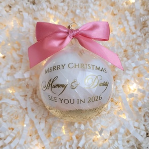 Glob de Craciun Personalizat Merry Christmas Mommy and Daddy / See you in 2027 - Artynos.ro