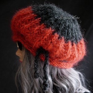 DORA / coral antracit - șapcă extravagantă tricotată manual cu ciuperci din mohair groase - îmbrăcăminte și modă - eșarfe, pălării, fularuri - căciulă - Artynos.ro