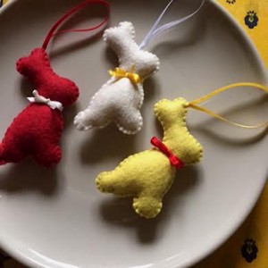 Trei iepurași, iepurași de Paște din lână -  - Artynos.ro