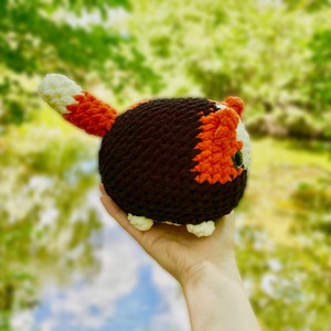 Jucarie crosetata amigurumi pisica calico 21 cm handmade - jucării și echipamente pentru copii - plușuri - păpușă croșetată, păpușă de pluș - Artynos.ro