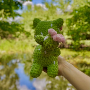 Jucarie crosetata amigurumi pisica cactus 23x27 cm handmade - jucării și echipamente pentru copii - plușuri - păpușă croșetată, păpușă de pluș - Artynos.ro