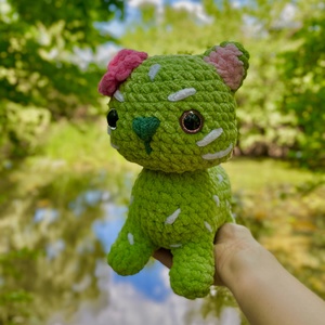 Jucarie crosetata amigurumi pisica cactus 23x27 cm handmade - Artynos.ro