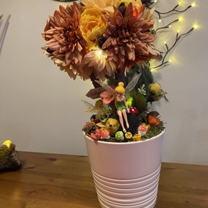  Decorațiuni de masă cu zâne Disney de primăvară  - casă & stil de viață - decorațiuni de casă - accesorii florale - flori în ghiveci - Artynos.ro