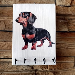 Breloc de perete din lemn cu câine dachshund - casă & stil de viață - accesorii pentru decorat casa - decorațiuni de pereți, decorațiuni suspendate - suport pentru chei - Artynos.ro