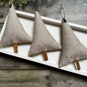 Pom de pin ornament de Craciun cu bete de scortisoara / set de 3/, Craciun, Decoratiuni de Craciun de casa, Figurine pentru pomul de Craciun, , ARTYNOS