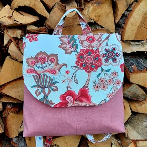Rucsac cu model de flori pentru femei, Geanta si husa, Genti de umar si genti de mana, Ranita, Cusatura, Am realizat acest rucsac dintr-o panza decorativa cu model si in culori uni. Are doua inchizatori m..., ARTYNOS