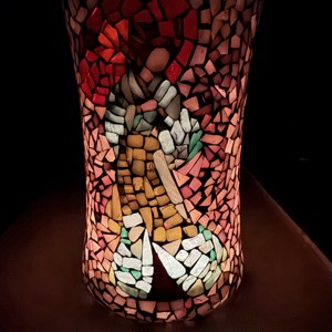Lampa decorativa artizanala cu mozaic in stil Tiffany , , , Calatoreste in Orientul Indepartat mistic, pe aripile luminii. Aceasta lampa uimitoare, realizata m..., ARTYNOS