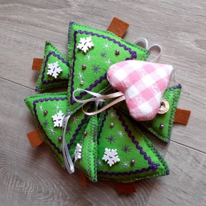 Verde roz lia simțit ornamente alb - turcoaz -  - Artynos.ro