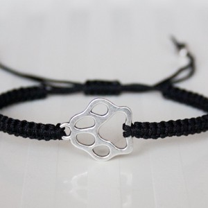 Brățară macramé împletită - Black paw paw -  - Artynos.ro