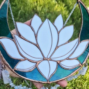 Lotus prinzător de soare în ceașcă de lună albastră - casă & stil de viață - accesorii pentru decorat casa - decorațiuni de geam și decorațiuni de ușă  - decor ferestre și autocolant pentru geam - Artynos.ro