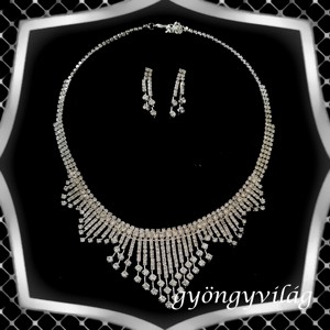 Nunta, mireasa, set de bijuterii casual, ES-SZÉ62e, Accesorii nunta, Bijuterii mireasa, Set bijuterii de mireasa, , ES-SZÉ62e

Setul de bijuterii este realizat din pietre de cristal, lipite.







, ARTYNOS