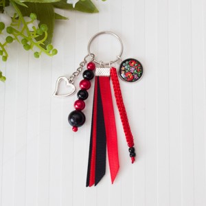 Breloc, ornament pentru geanta - Flori cu motive populare. negru/rosu, , , ARTYNOS