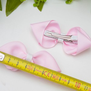 Clemă de păr Masnis - Roz deschis - îmbrăcăminte și modă - accesorii păr - clemă de păr și ac de păr - Artynos.ro