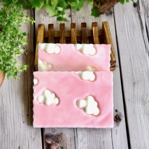 Săpun de lapte de capră Raspberry panacotta / mare / - baie și frumusețe - săpunuri și articole de igienă - săpun artizanal - Artynos.ro