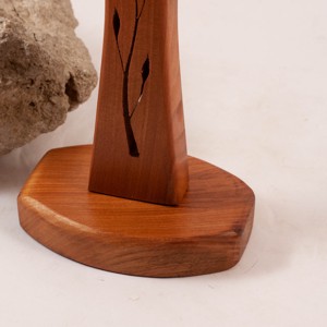 Cruce din lemn cu model, cruce de masă, cruce cu bază  - casă & stil de viață - accesorii religioase - cruce - Artynos.ro