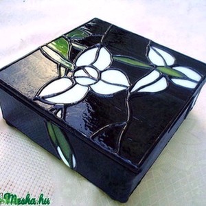 Cutie de bijuterii Flower Still Life din Tiffany -  - Artynos.ro