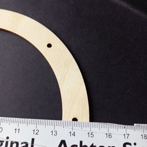 Coroană din lemn natural de 15 cm, material decorativ  -  - Artynos.ro