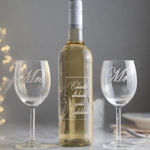 Set vin + pahar gravat pentru nunta - acum cu 15% reducere la pachet, , , ARTYNOS