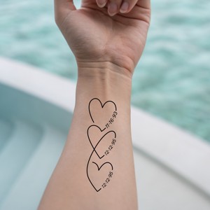 Tatuaj personalizat lavabil, Trei inimi cu date (3 bucăți) -  - Artynos.ro