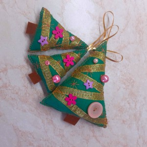 Ornamente din pâslă verde-auriu -  - Artynos.ro