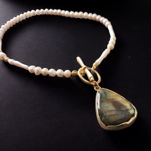 Colier perle de cultura si labradorite CP17 - bijuterii - coliere - coliere din pietre semiprețioase - Artynos.ro