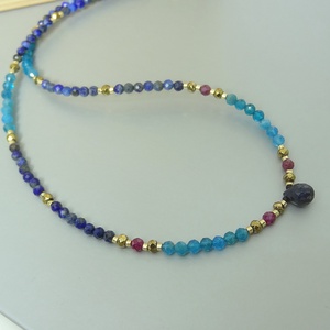Colier safir, apatit, rubin, lapis lazuli si hematit - bijuterii - coliere - coliere cu mărgele - Artynos.ro