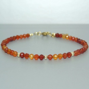 Bratara din carneol si aur filat de 14K/ Gold Filled - Artynos.ro
