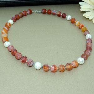 Colier din agate frosted, perle naturale si hematit. Transport gratuit - bijuterii - coliere - coliere cu mărgele - Artynos.ro