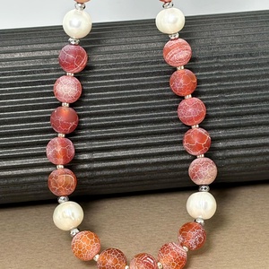 Colier din agate frosted, perle naturale si hematit. Transport gratuit - bijuterii - coliere - coliere cu mărgele - Artynos.ro