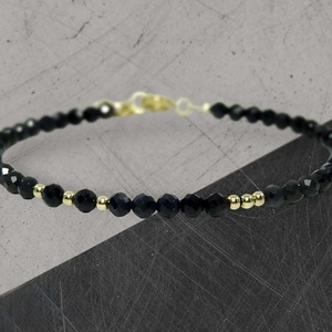 Bratara turmalina neagra si aur filat de 14k / goldfilled - Artynos.ro