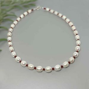 Colier perle de cultura si carneol - bijuterii - coliere - coliere din mărgele - Artynos.ro