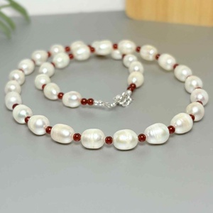 Colier perle de cultura si carneol - Artynos.ro